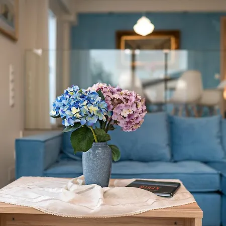 Blue Jasmin *